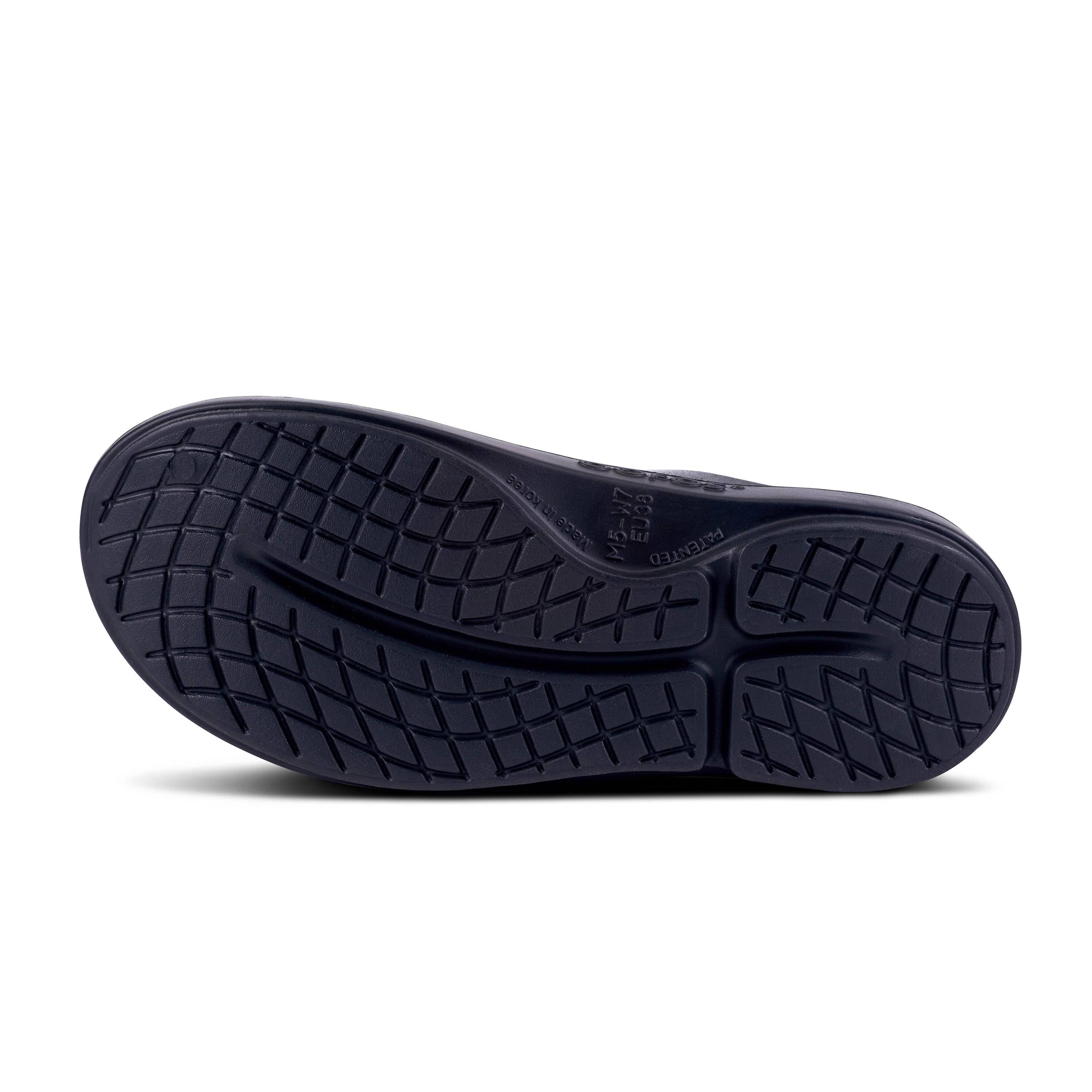 Cabernet Clog M218
