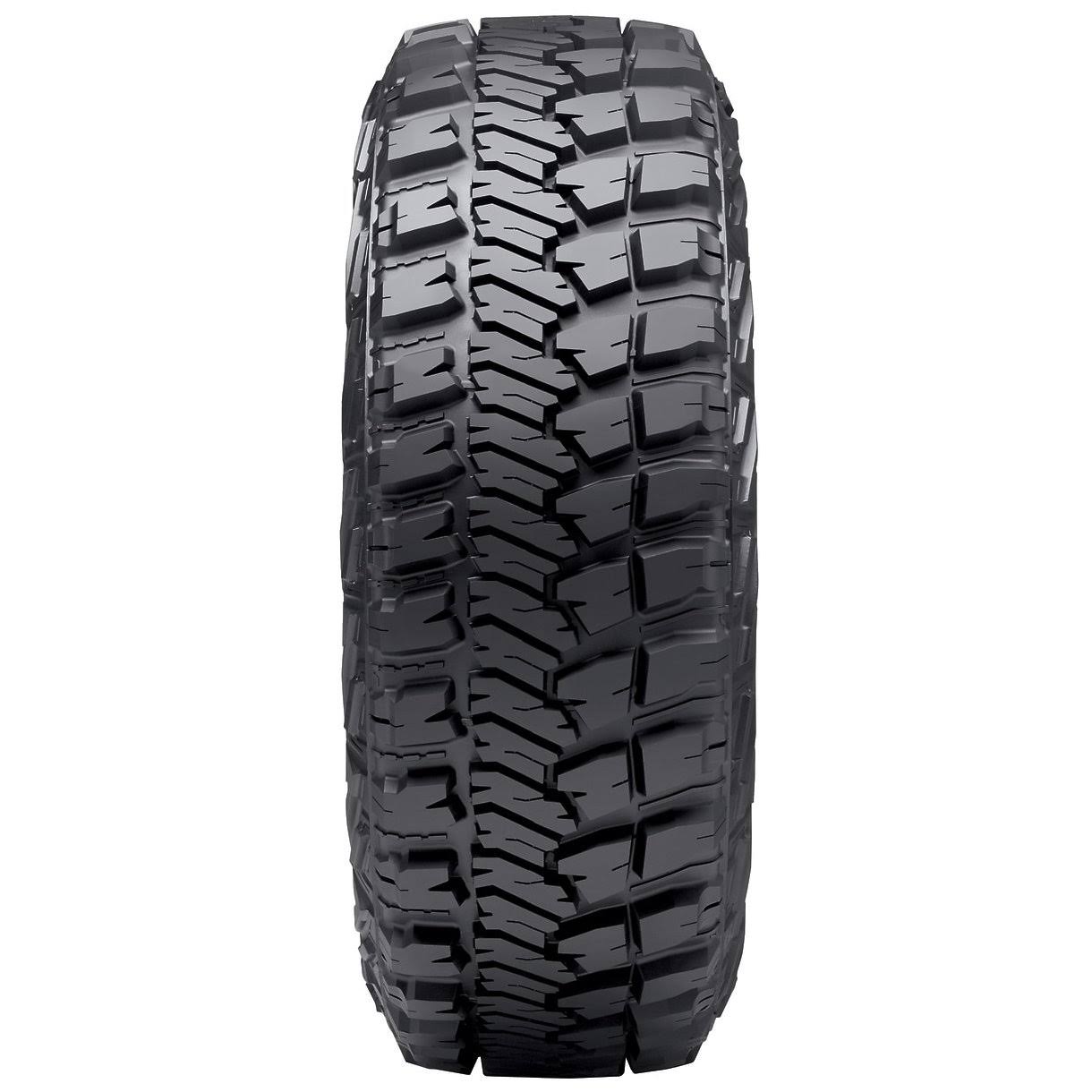 LT285/70R17 Tire V966304