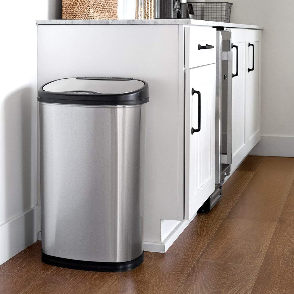 Silver Motion Sensor Trash Can S27843