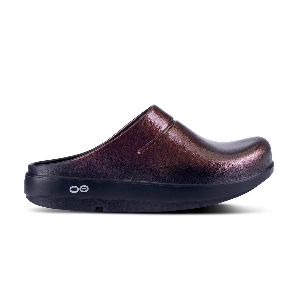 Cabernet Clog M218