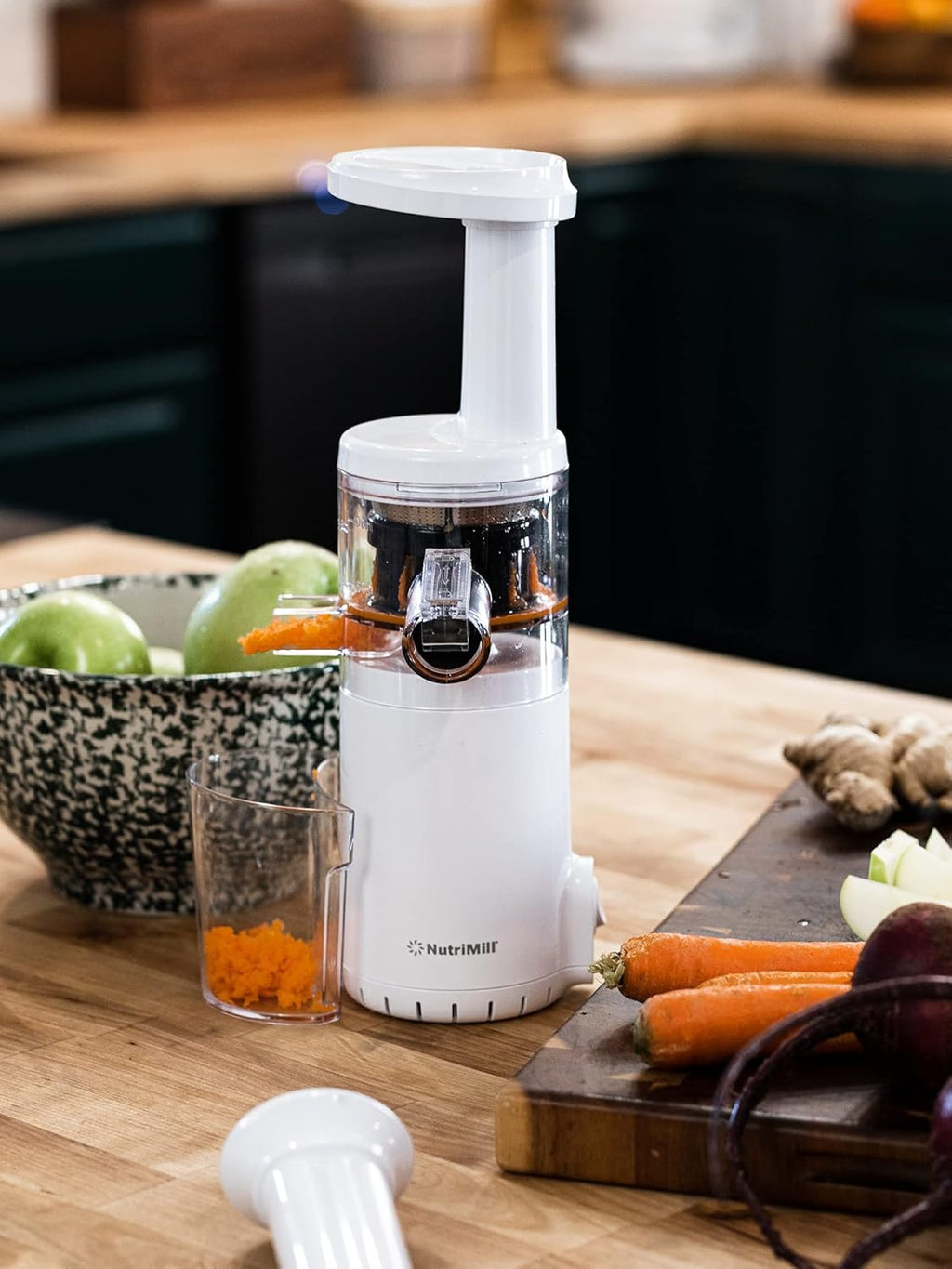 Portable Cordless Masticating Slow Juicer A622