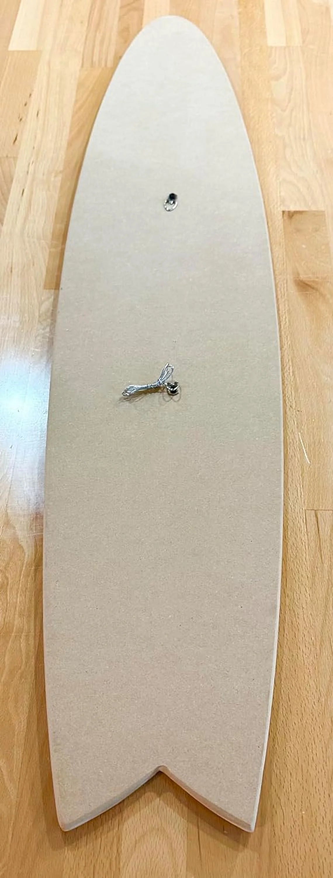 Parrot Fishtail Surfboard 46.5 In X 9 In X .05 In R1579