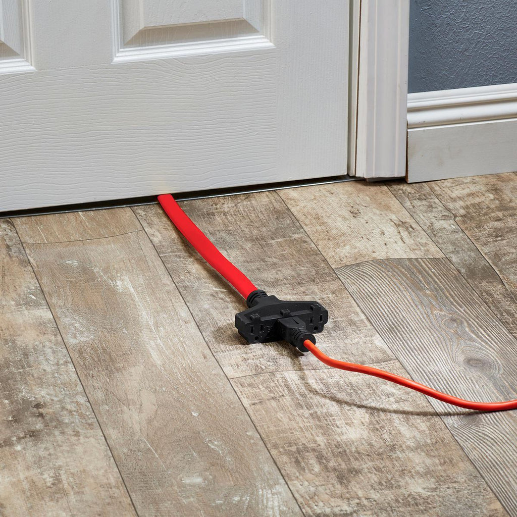 25 ft 30 Amp 125V Generator Extension Cord Adapter G377635