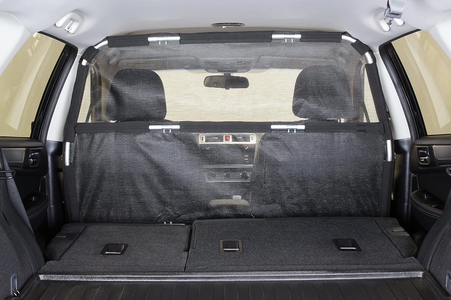Deluxe Dog Barrier 56 Wide Mesh Net U33289