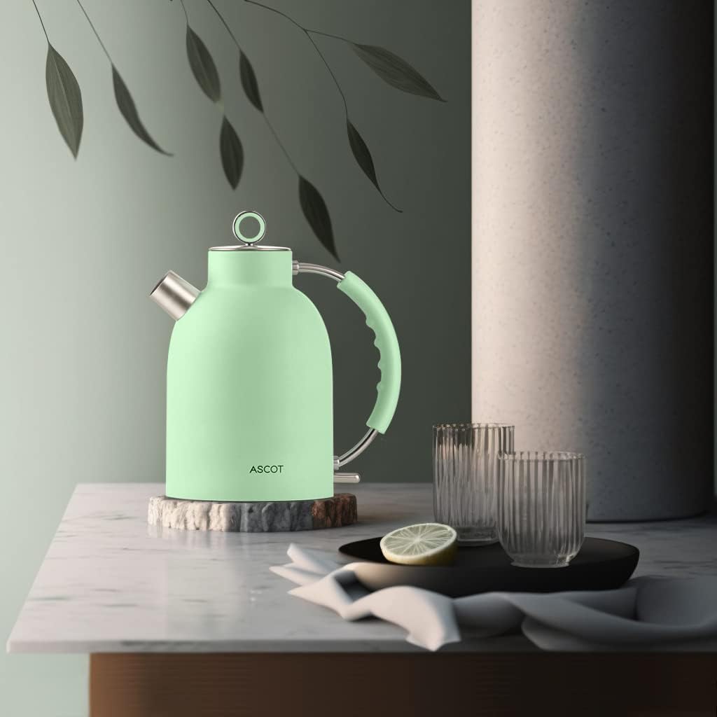 Stainless Steel 1.5L 1500W Retro Electric Kettle Matte Green L744112