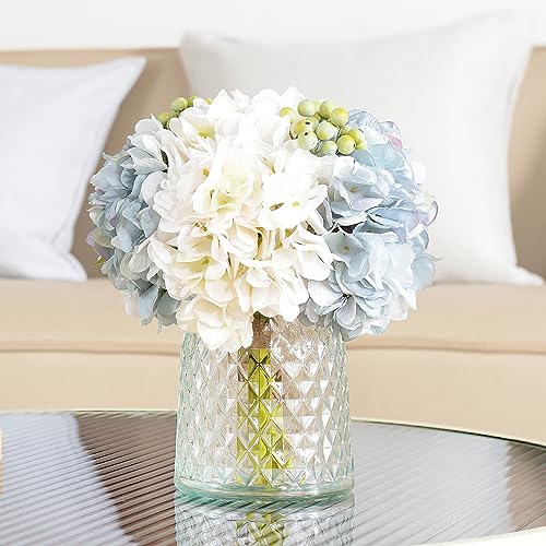 White Artificial Flowers in Vase U2652