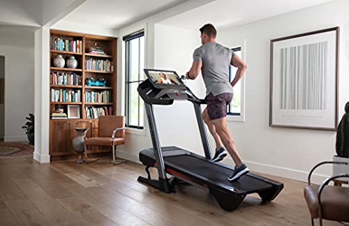 22” HD Touchscreen Treadmill G132373