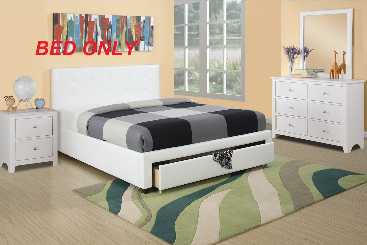 White Full Size Wooden Faux Leather Bedframe V35541