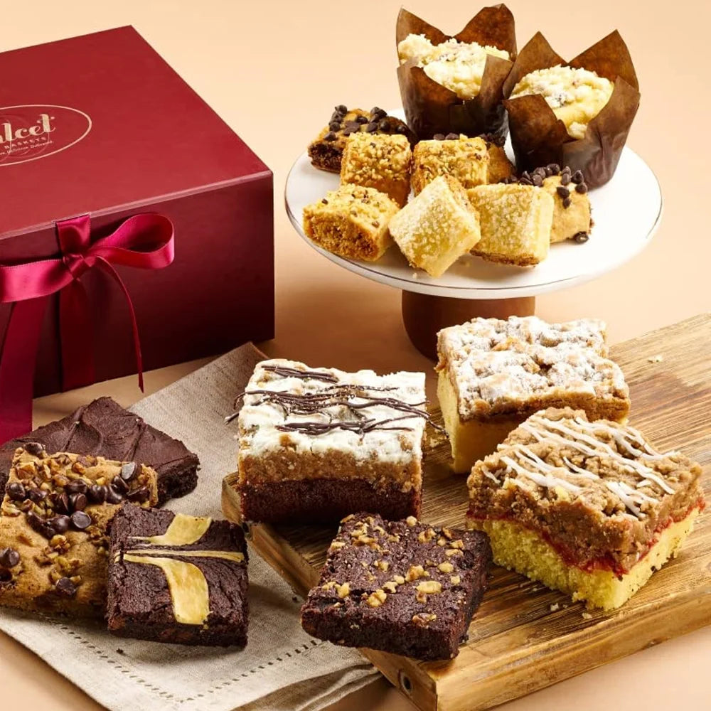 Gourmet Food Gift Basket with Assorted Brownies, Crumb Cakes, Rugelah, and Muffins N537540