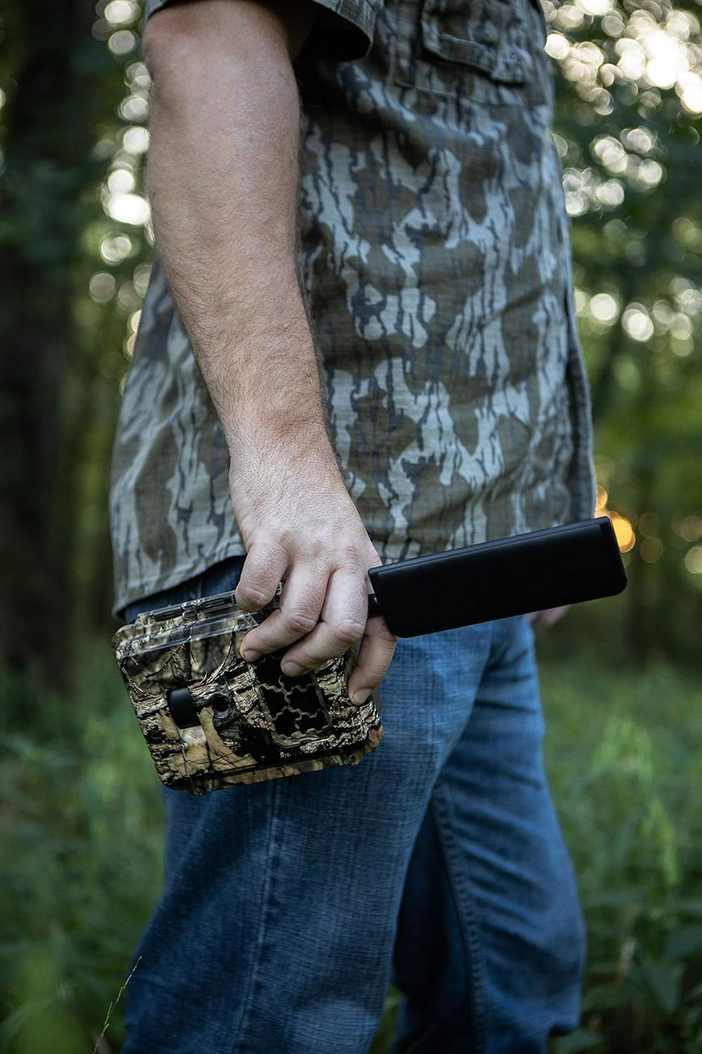4G LTE Wireless Trail Camera with Mount R800868
