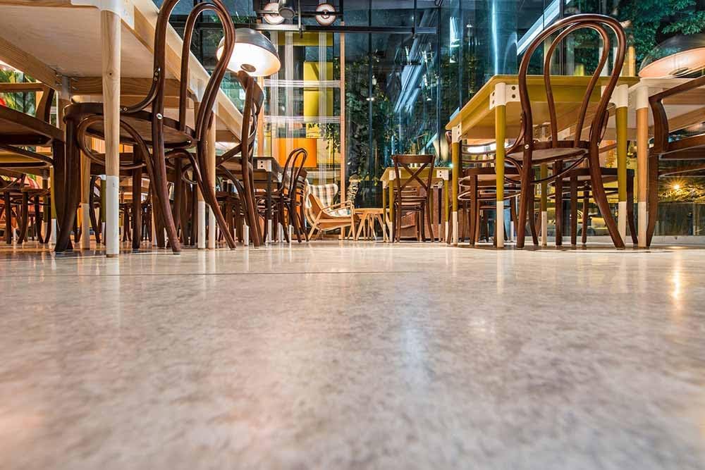 2.5 Gallon High Gloss Water-Based Urethane Concrete Floor Coating J141974