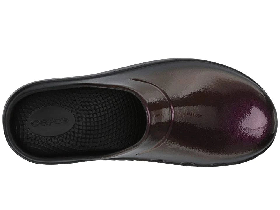 Cabernet Clog M218
