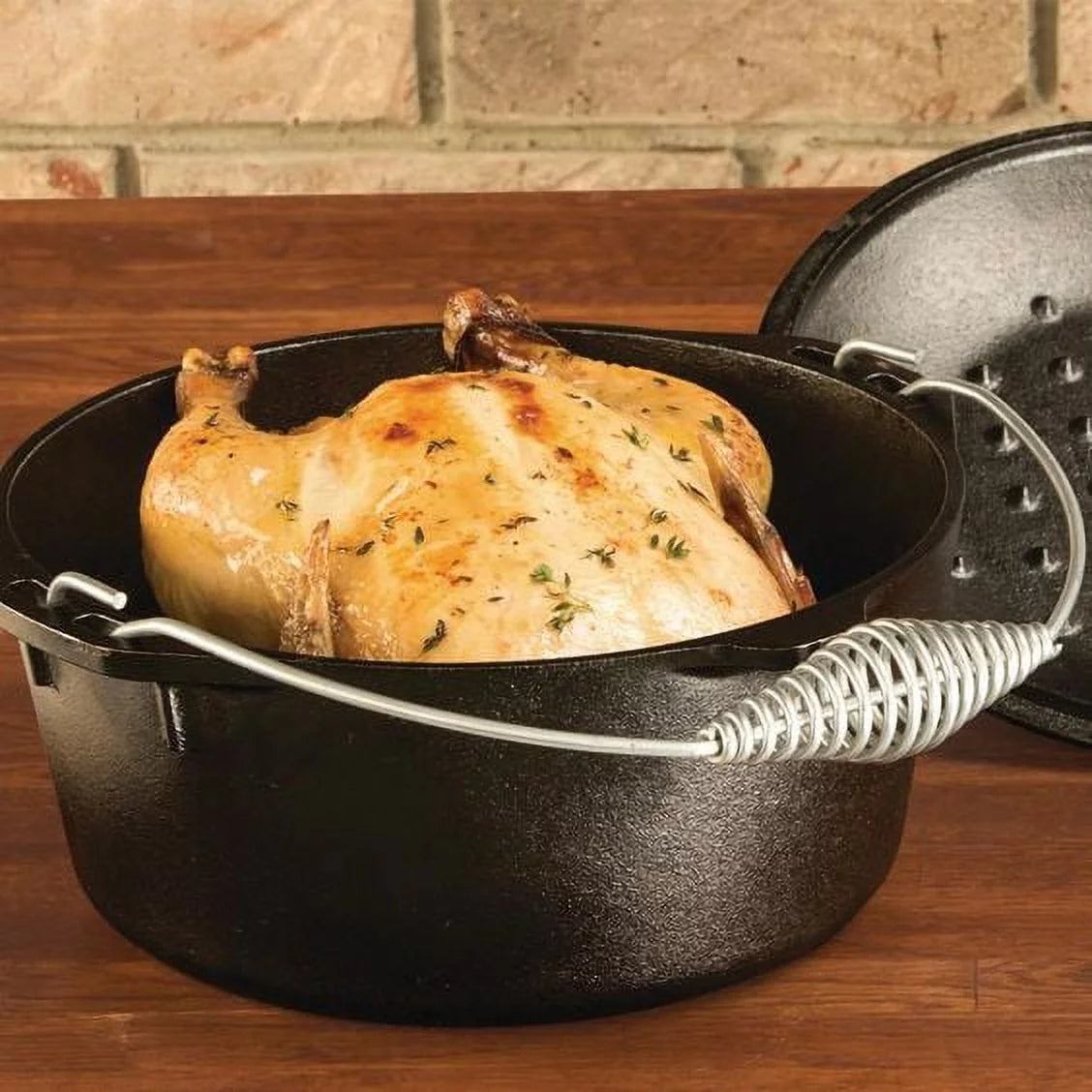 Cast Iron 5 Quart Seasoned Dutch Oven with Bail Handle F182160