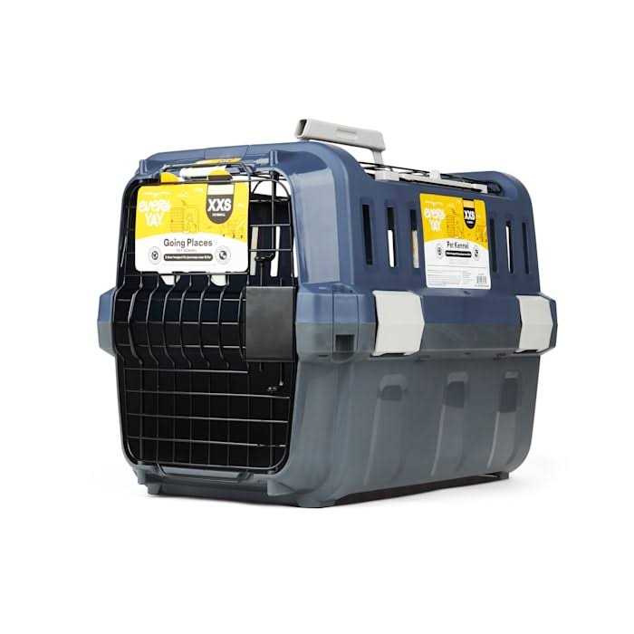 Grey 2-Door Pet Kennel D621